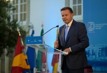 Luís Montenegro defende menos burocracia e mais apoio ao investimento para reforçar competitividade das empresas