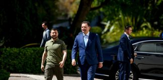 Montenegro reafirma apoio de Portugal à Ucrânia no 35.º aniversário da independência