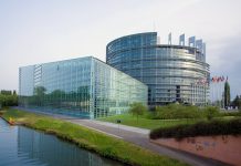 Luís Montenegro participa em debate sobre o futuro da Europa